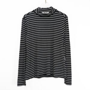 BB Dakota Black & White Striped Ribbed Knit Long Sleeve Turtle Neck Shirt Small